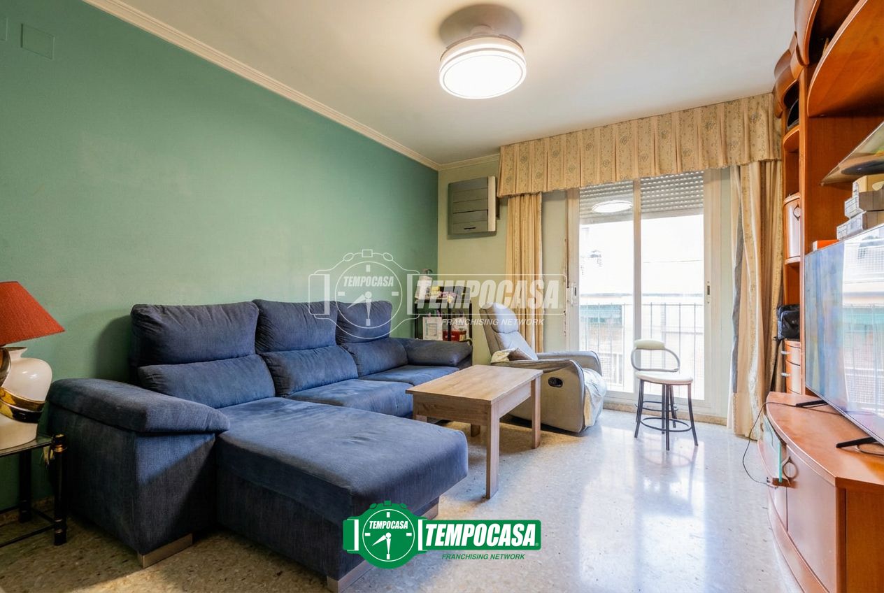 Cuatro habitaciones en Venta a València