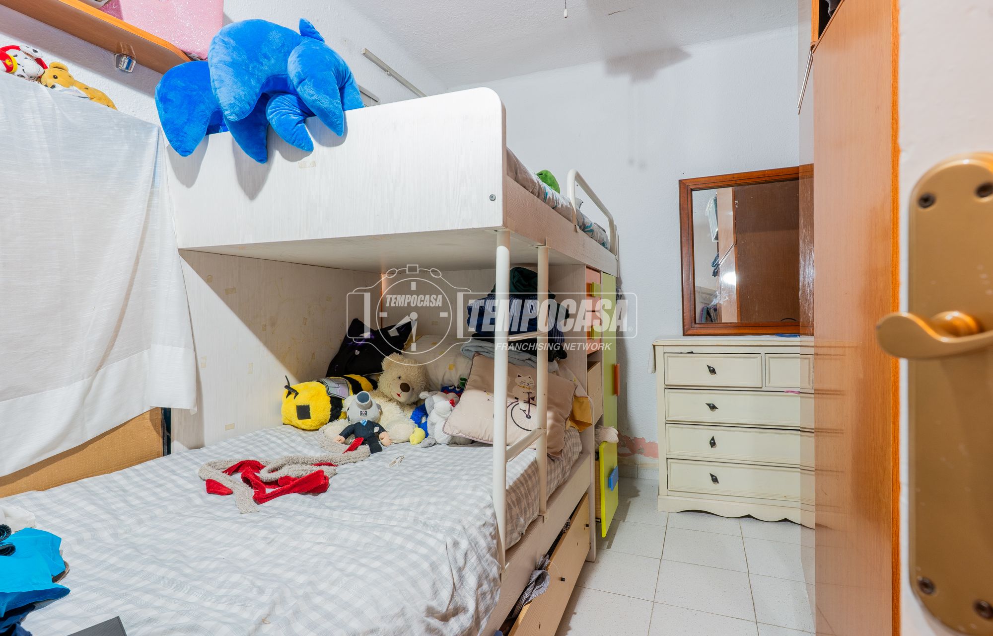 Dos habitaciones en Venta a València