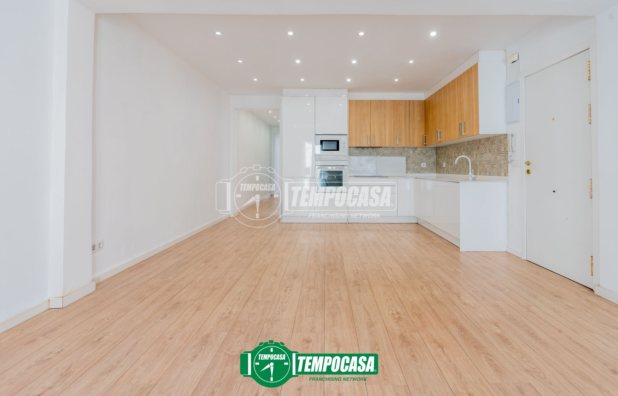 Tres habitaciones en Venta a València