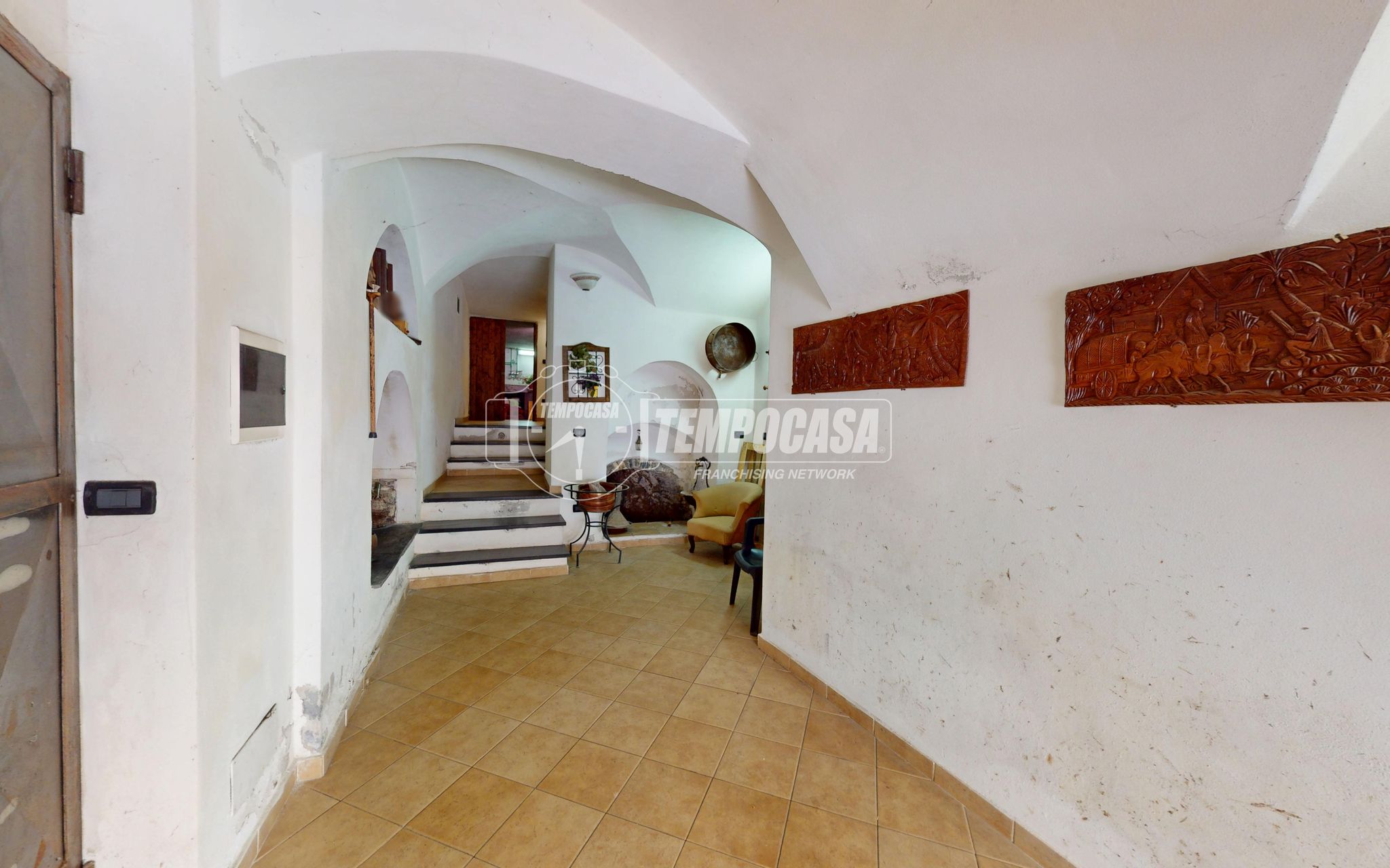 Terratetto - terracielo in Vendita a Ranzo | Euro 169.000 | Mq 220 ...