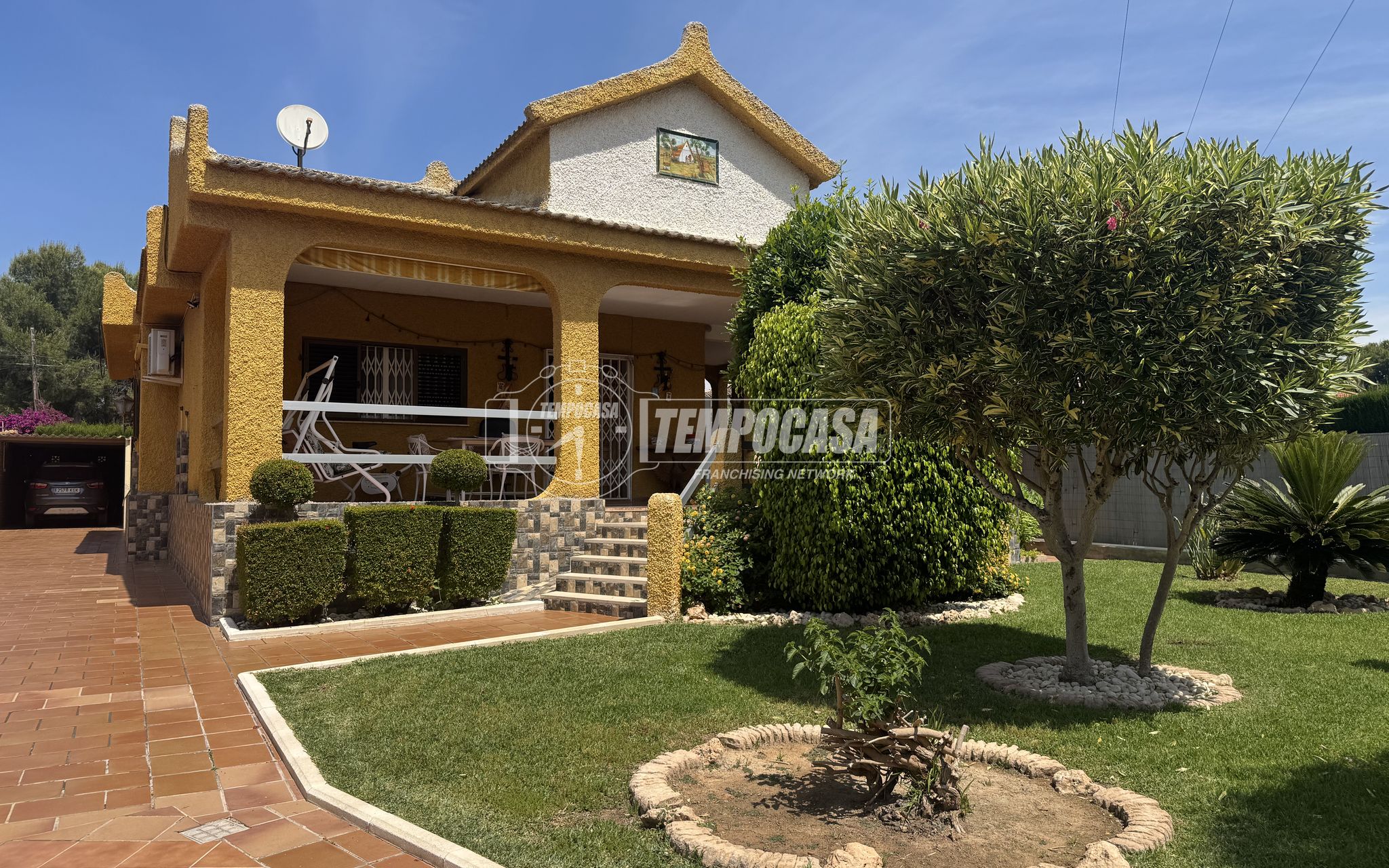 Casa Independiente en Venta a Moncada