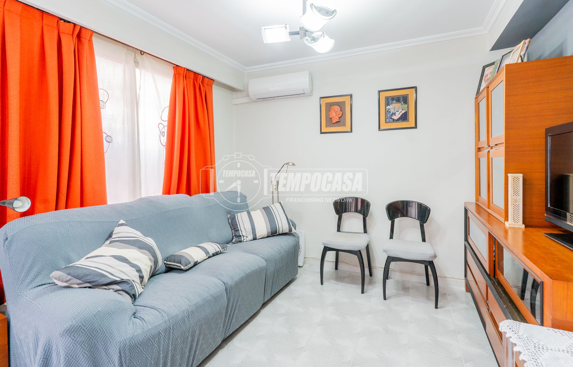 Tres habitaciones en Venta a València