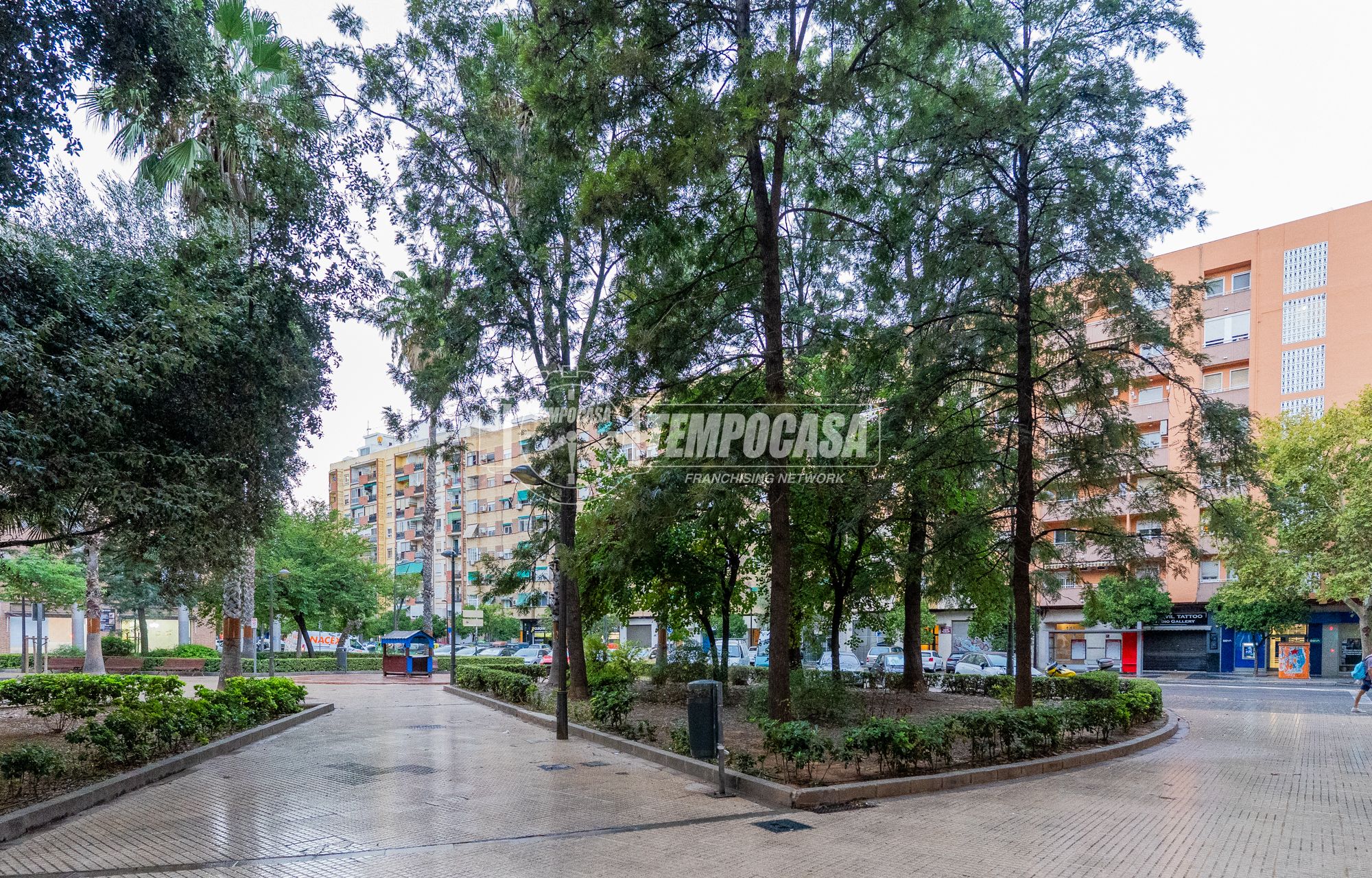 Cuatro habitaciones en Venta a València