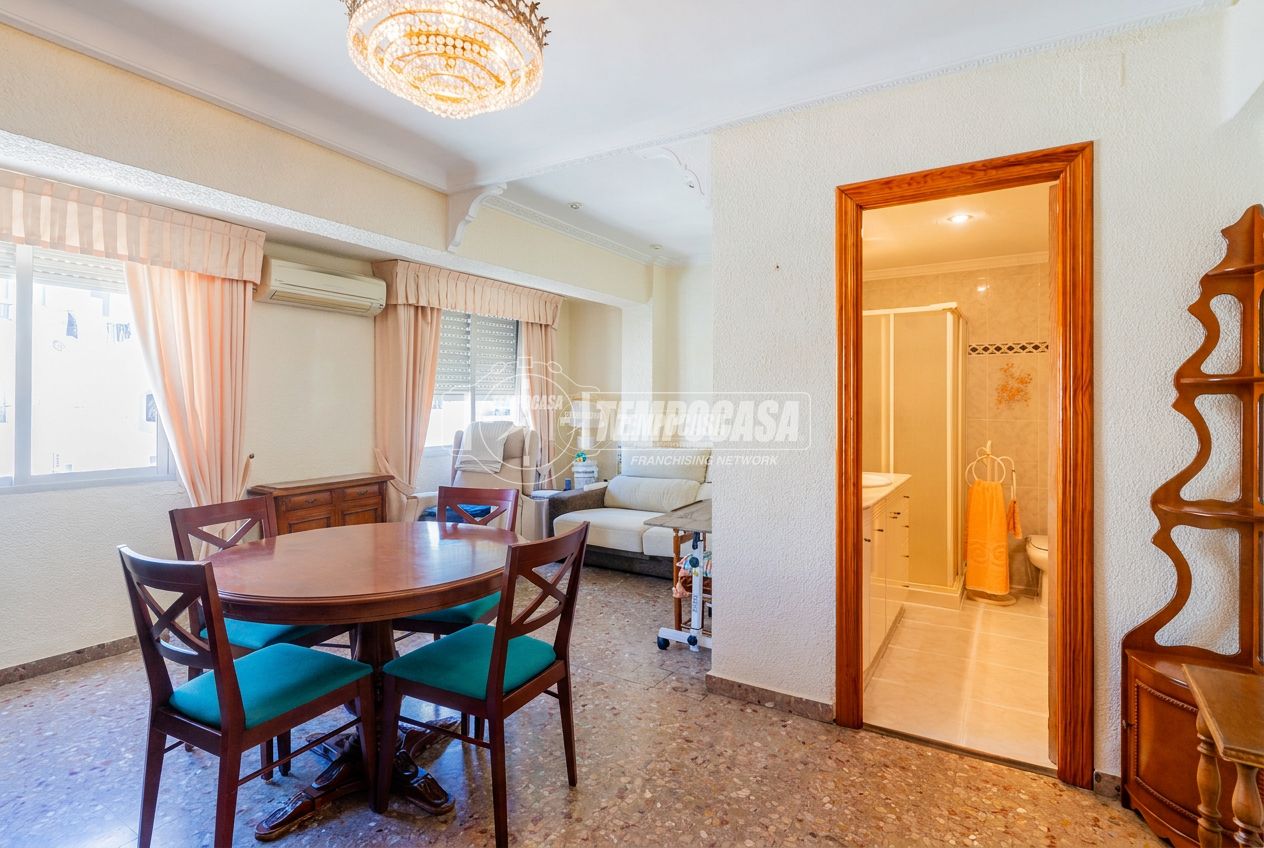 Dos habitaciones en Venta a València